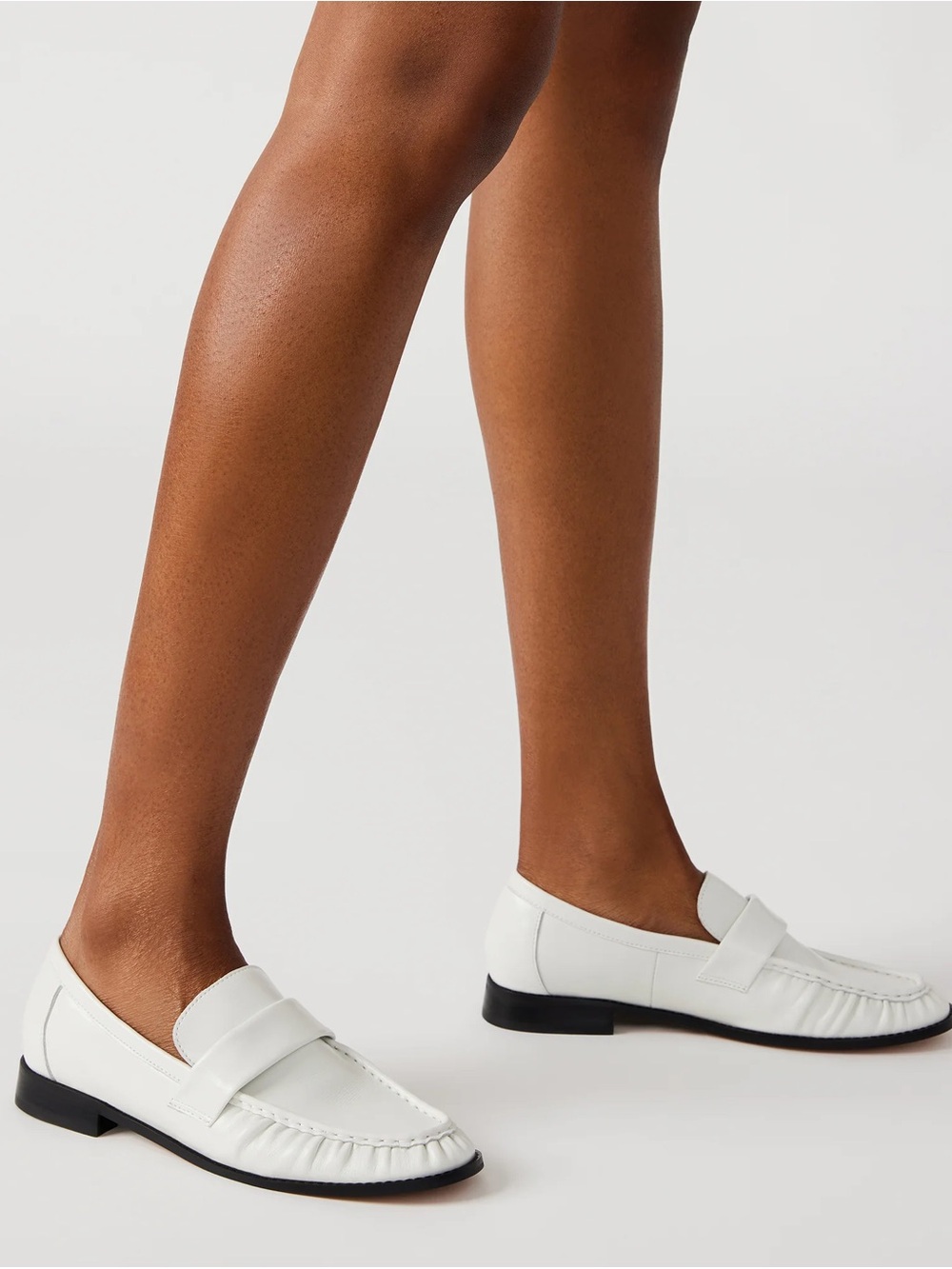 ✨NWOT✨ Steve Madden Ridley Loafers in White Leather